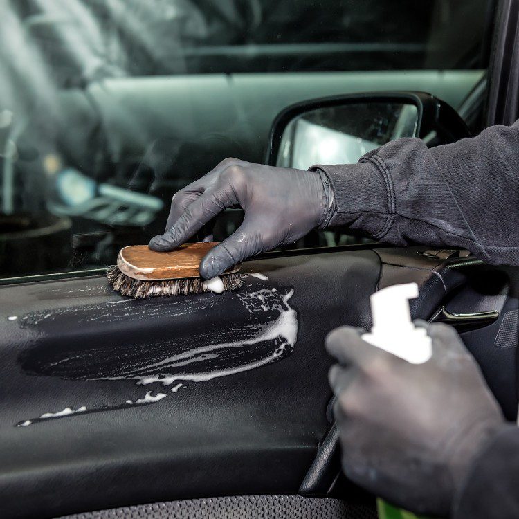 Auto Glass & Detailing Auto Glass & Detailing